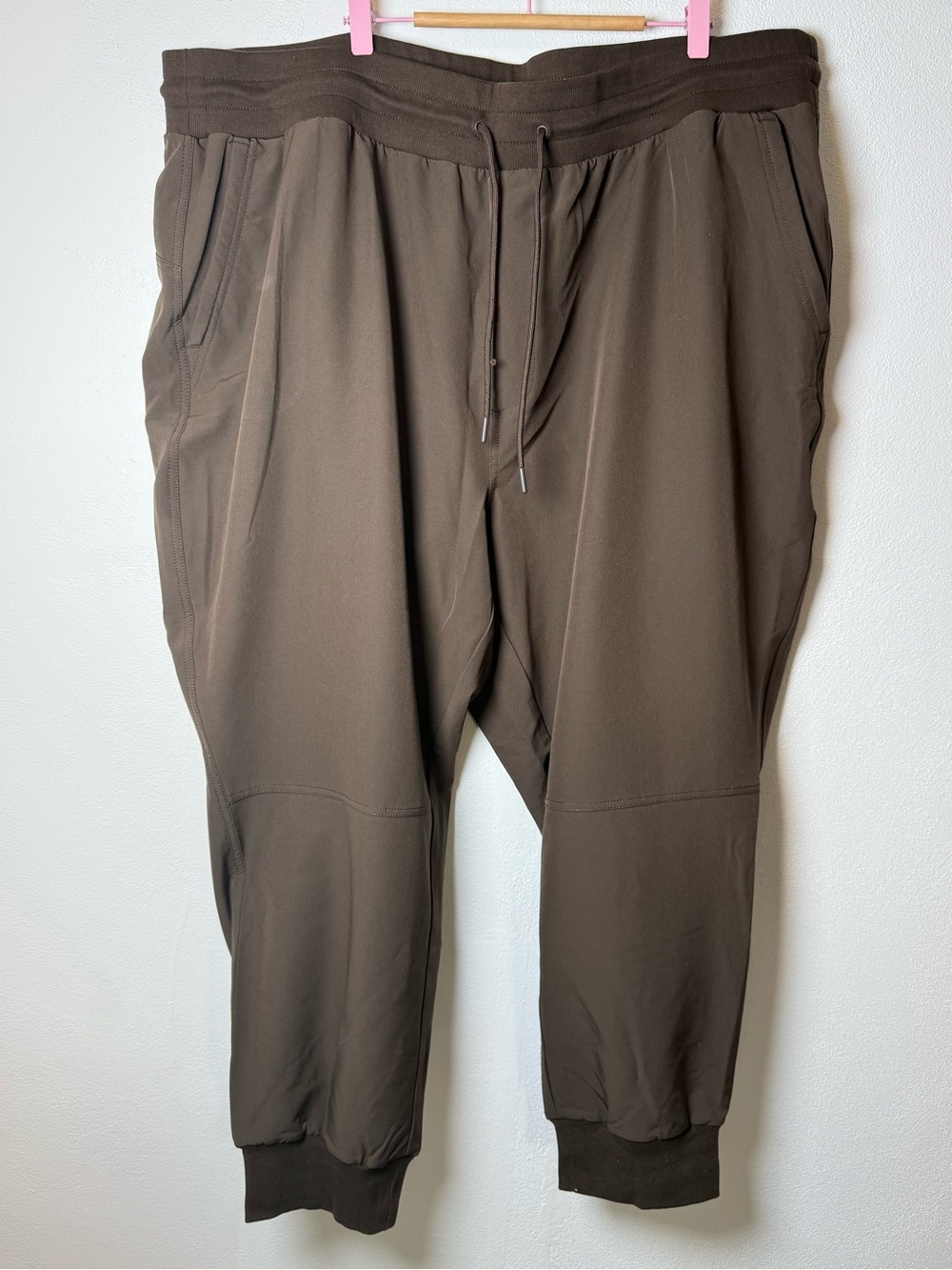 Old Navy Women's StretchTech Brown Drawstring Jogger Pants - Picture 3 of 5